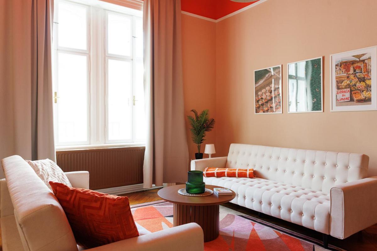 4Ty3 Apartments - Stadtpark City Apartment Is Calling Vienna Exterior photo