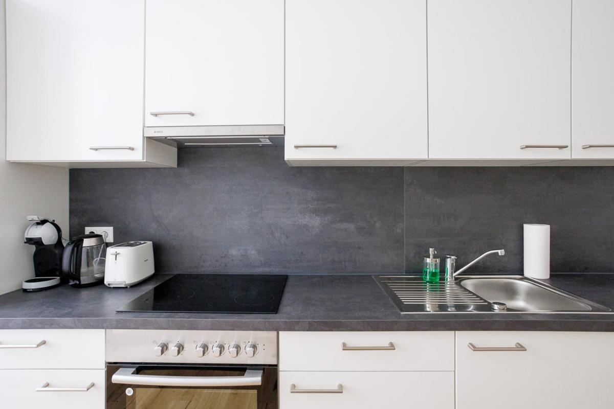 4Ty3 Apartments - Stadtpark City Apartment Is Calling Vienna Exterior photo